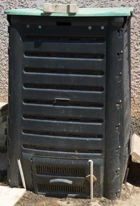 Bac à composter de 600 L pour le jardinier amateur